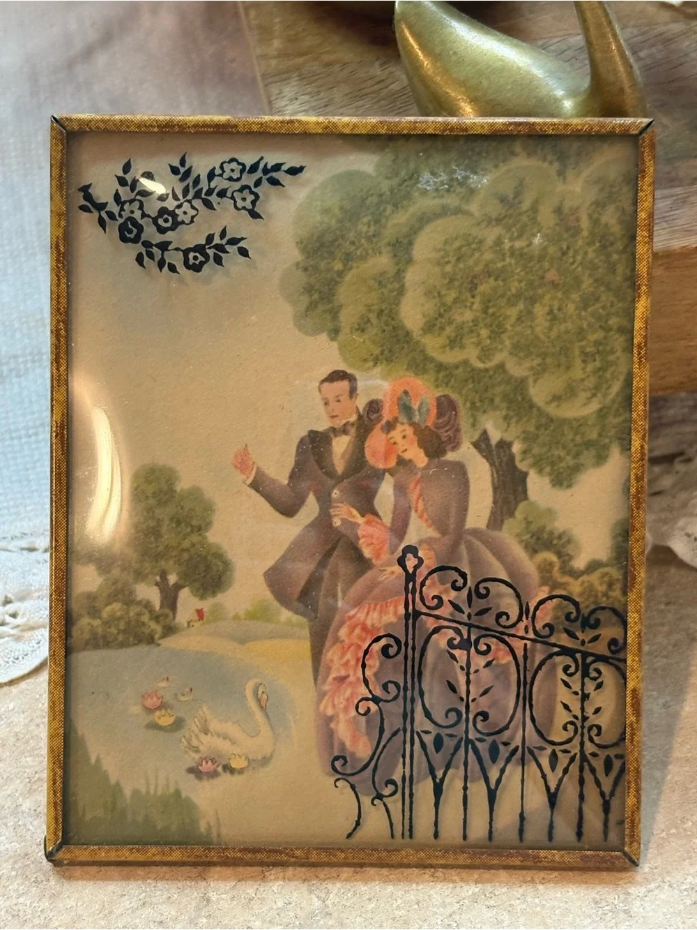 Vintage Pair Reverse Painted Bubble Glass Victorian Couple Brass Wall Pictures